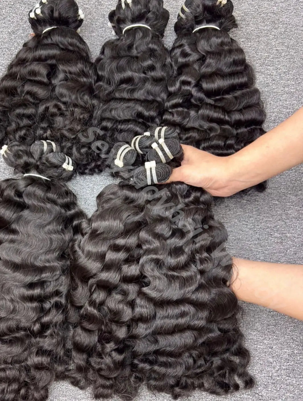 Cuticle Aligned Burmese Curly Human Hair Kinky Virgin Raw Hair Indian Wavy Curl Bundles Raw Body Wave Vietnamese Hair