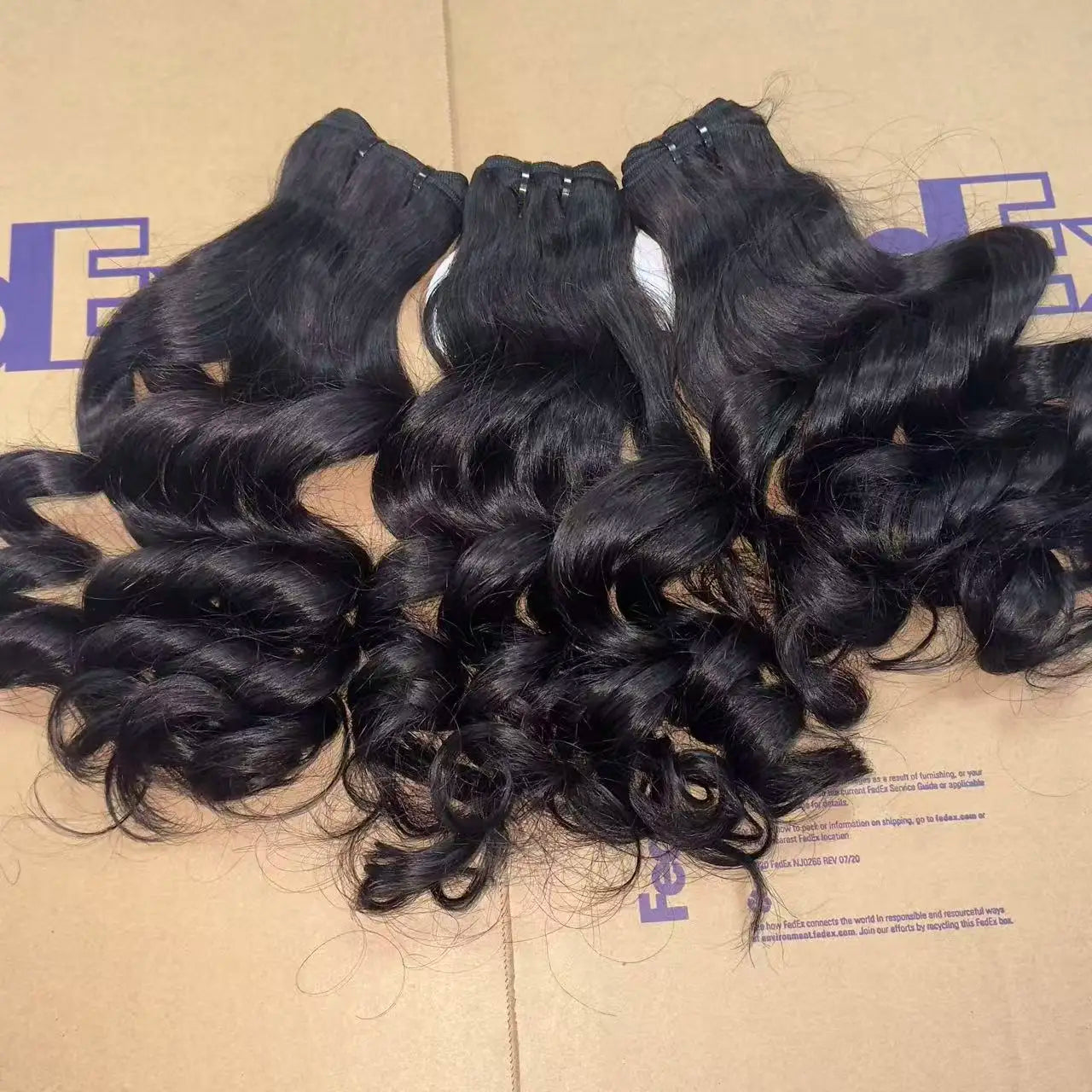 Cuticle Aligned Burmese Curly Human Hair Kinky Virgin Raw Hair Indian Wavy Curl Bundles Raw Body Wave Vietnamese Hair