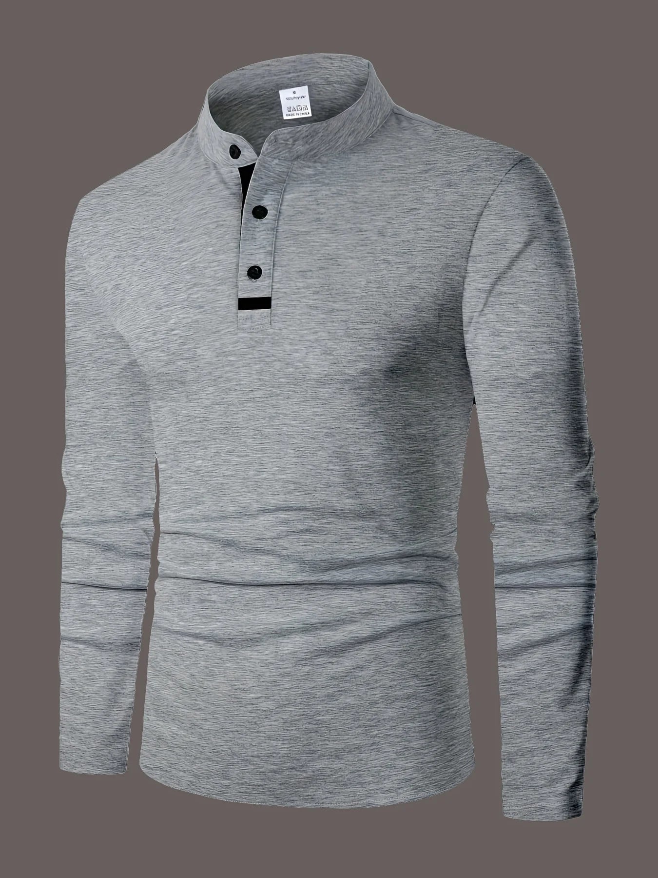 A Stylish Men's Round-Neck Plain Spliced Polo Shirt Suitable for Wearing at Home in Summer, Autumn, and Winter