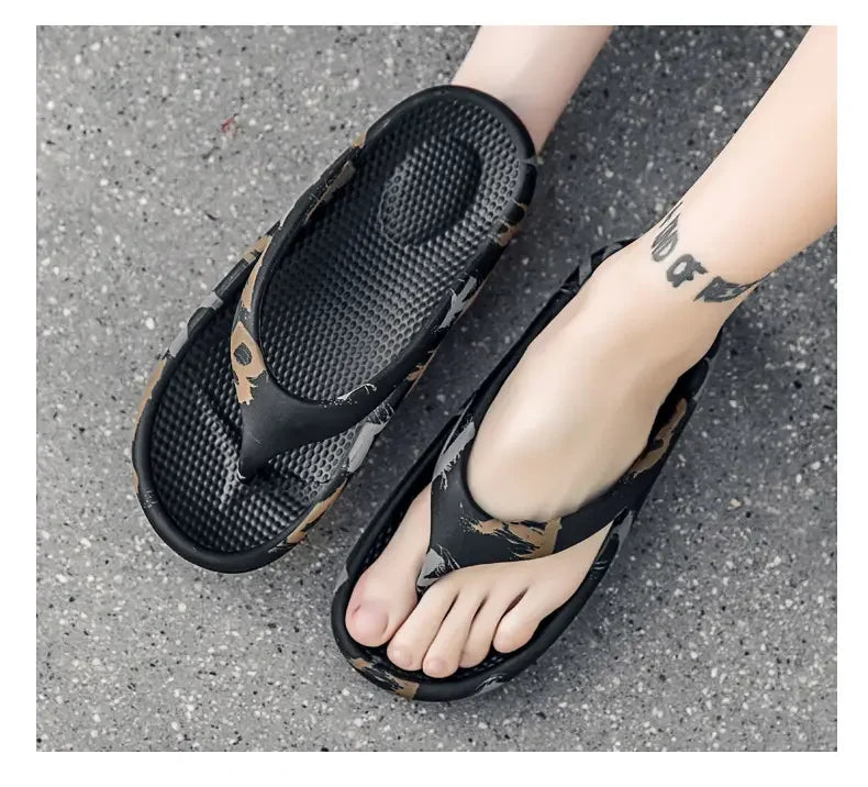 Fashion Daily Slippers for Men Anti Slip Soft Sole Lightweight Home Beach Outdoor Leisure Walking Footwear