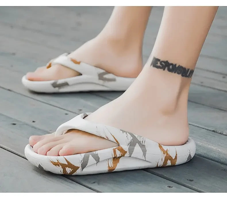 Fashion Daily Slippers for Men Anti Slip Soft Sole Lightweight Home Beach Outdoor Leisure Walking Footwear