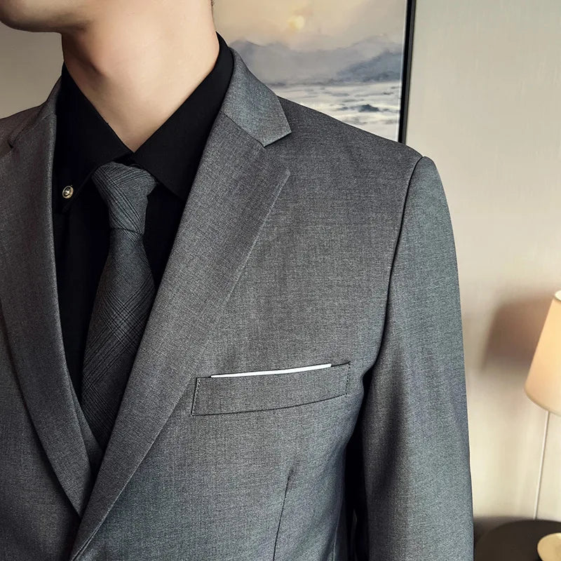 High quality fashion business casual (suit + vest + trousers) British style European and American wedding dress three-piece set