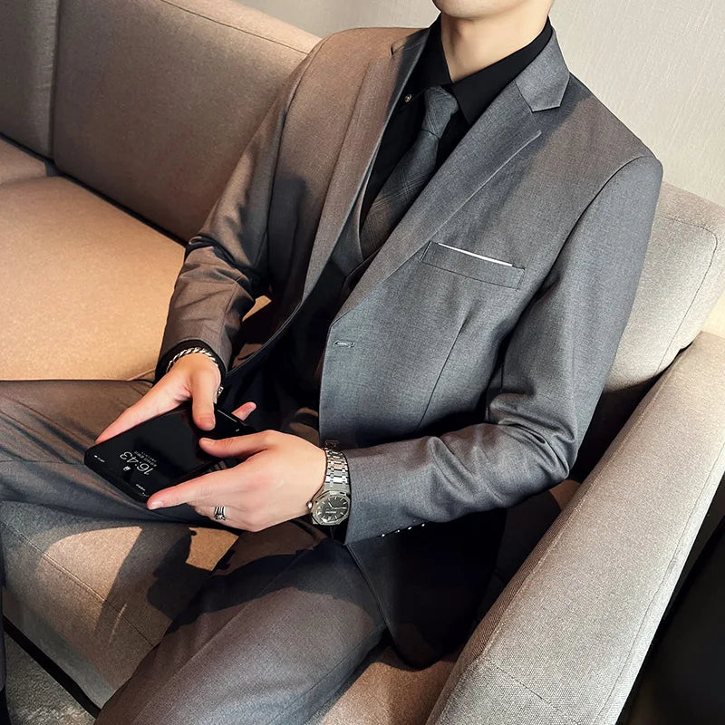 High quality fashion business casual (suit + vest + trousers) British style European and American wedding dress three-piece set