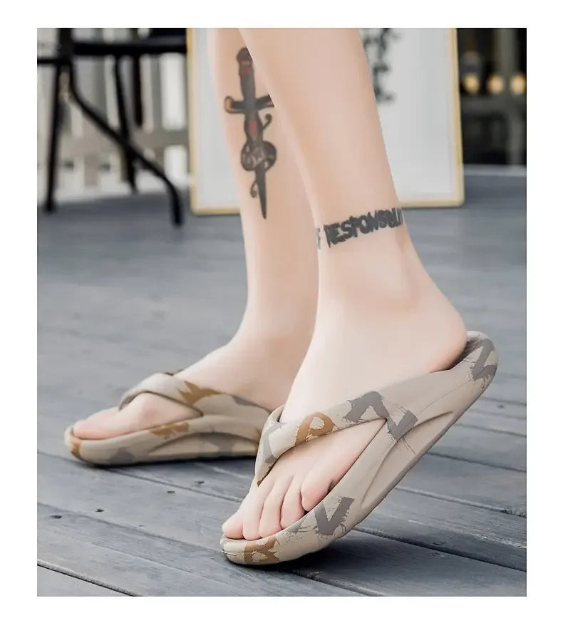 Fashion Daily Slippers for Men Anti Slip Soft Sole Lightweight Home Beach Outdoor Leisure Walking Footwear