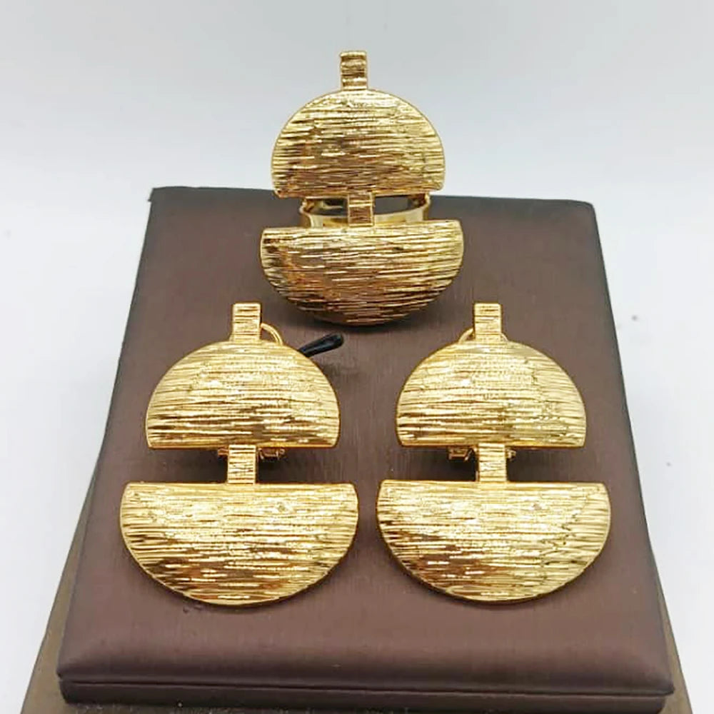 Dubai Golden Jewelry Set 18K Gold Plated Earrings and Rings for Women Wedding Bride Arabic Nigerian Jewellery Accessories