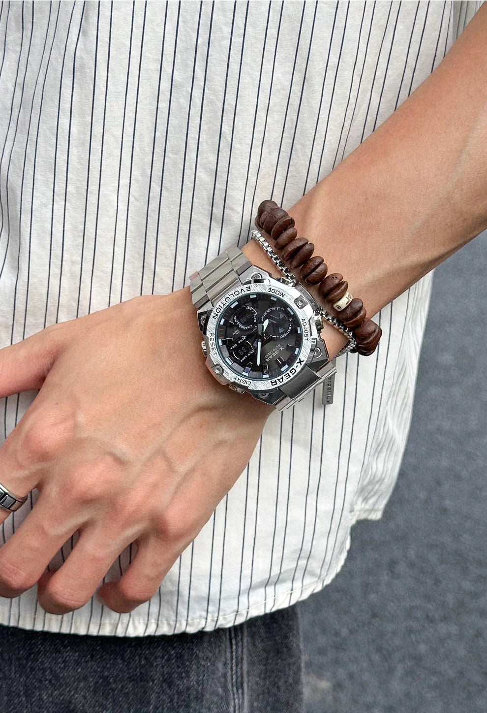 Men's watch, long-lasting battery, with timer and alarm functions, rotating windmill design, stainless steel strap